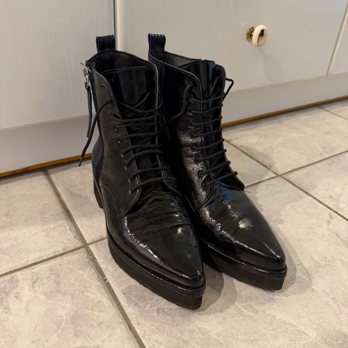 Baboulas leather ankle boots size 37 like new, black