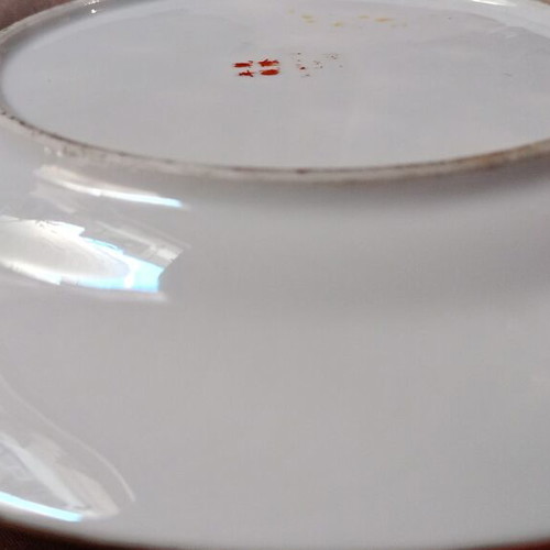 Japanese porcelain decorative plate used
