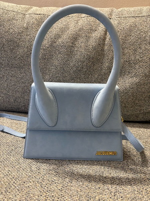 jacquemus medium chiquito bag
