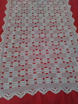 Long rectangular tablecloth like new, beige 1.10x0.35 m