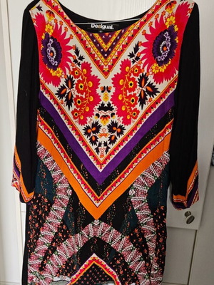 Desigual φόρεμα νούμερο 40 καινούργιο