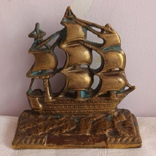 Bronze solid ship 17 cm like new
