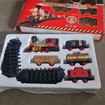 Large train set like new, complete and functional