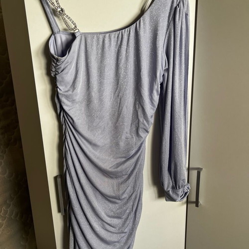 Metallic dress like new, lilac, size XL fitting large