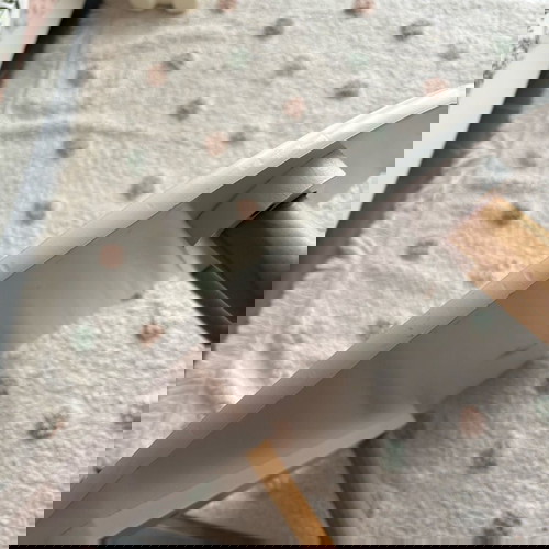 Jabadabado Ξύλινο τραπεζάκι με δύο σκαμπό μεταχειρισμένο