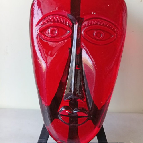 Handblown glass mask from Mexico, 11.5 cm, ruby red