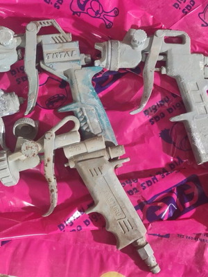 Paint guns used for spare parts