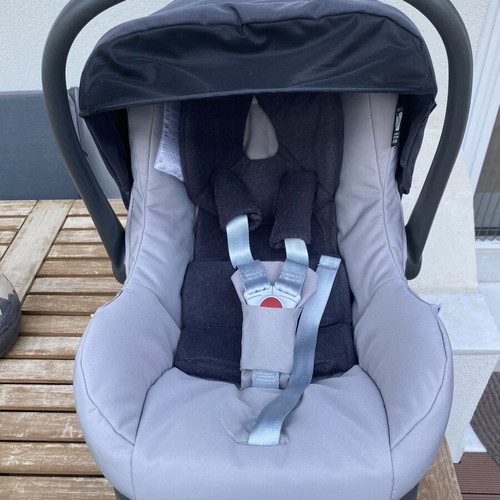 Inglesina baby car seat 0–13 kg