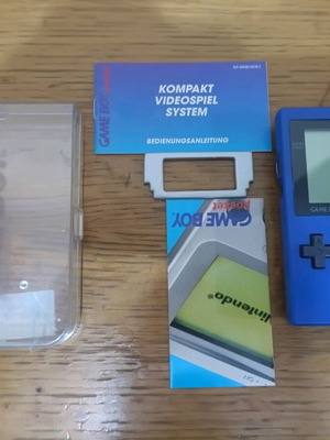 Nintendo Game Boy Pocket μπλε μεταχειρισμένο με κουτί και manual