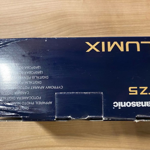 Συλλεκτικό κουτί για LUMIX Panasonic TZ5 LEICA καινούργιο με χαρτιά και καλώδια