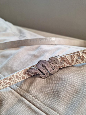 Price for a limited time!! Women's belt