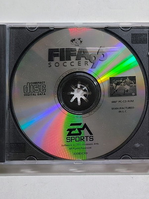FIFA Soccer 96 PC like new, EA Sports, sports game