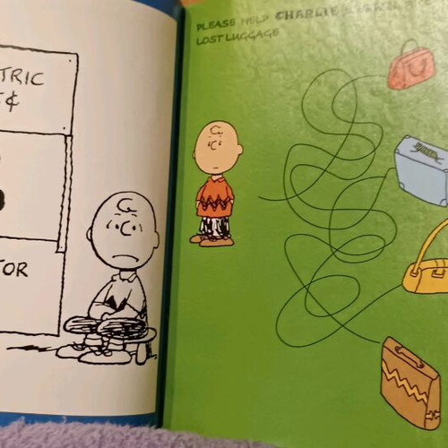 Peanuts Snoopy Activity Book Singapore Airlines collectible like new