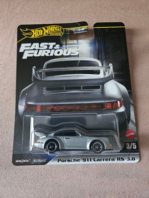 Hot Wheels Porsche 911 Carrera RS 3.8 new, 1:64 scale