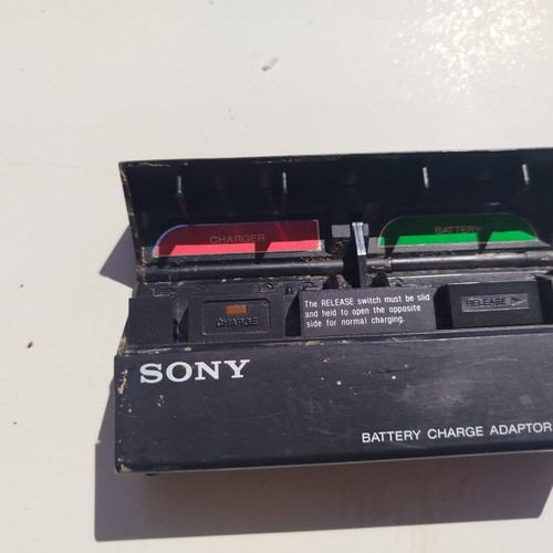 Sony CCD-V100E Video8 Pro vintage camcorder