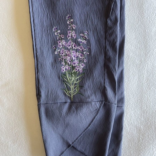 Summer blue-gray pants with print like new, elastic waist, pockets