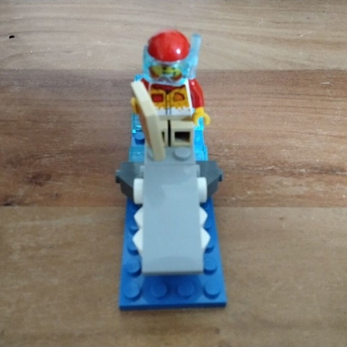 LEGO Turbo Shark Delivery σετ με μίνι φιγούρα Pizza Chef, Sealed