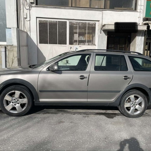 Skoda Octavia Scout 2010 Euro 5 station wagon 4x4 like new