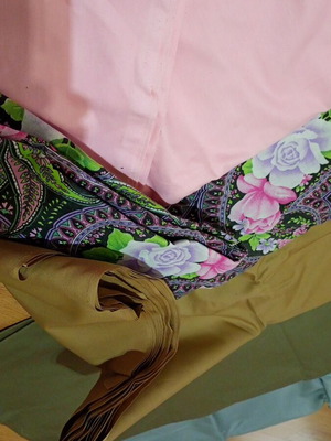Various fabrics and trims many meters, vintage prints and woven wool throws