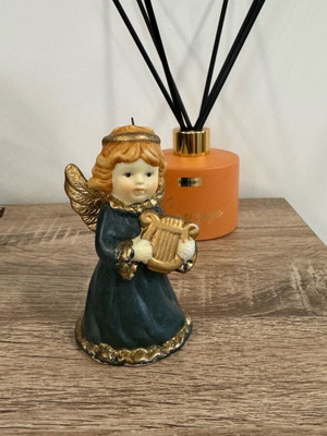 Angel bell like new, beautiful decoration