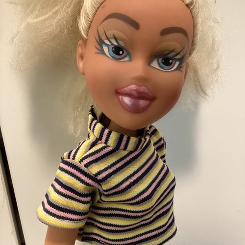 Bratz doll 45 centimeters used