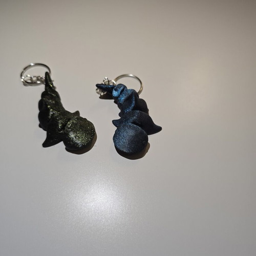 3D Printed Keychain Articulated Whale like new