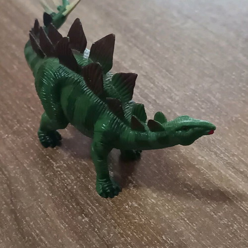 Stegosaurus dinosaur figure like new, 11cm length