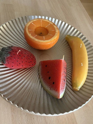 Fruit-shaped candles like new, set of 4 pieces