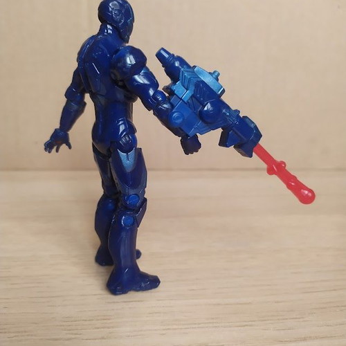 Iron Man Fusion Armor figure 11 cm like new