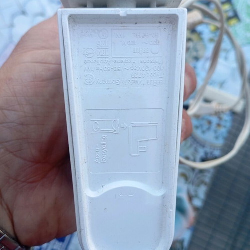 Braun electric toothbrush charger used, old model Type 4713