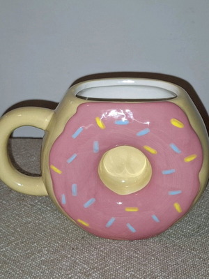 Donut Mug like new, yellow with colorful design