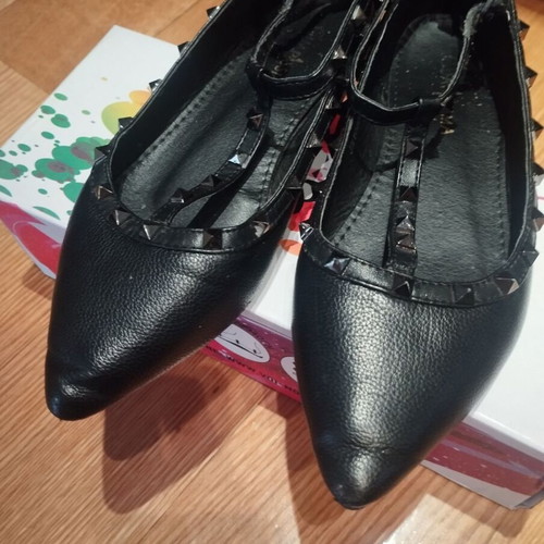 Black ballerina shoes with studs used, size 37