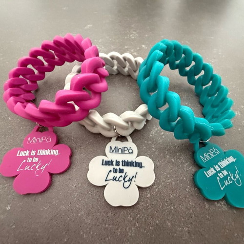 MiniPá set of 3 bracelets made of matte silicone like new