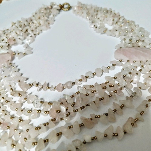 Necklace made of rose quartz new