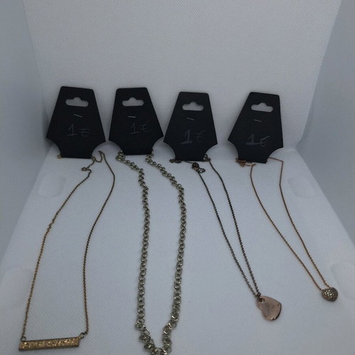 Chain necklaces like new, set of 4 pieces