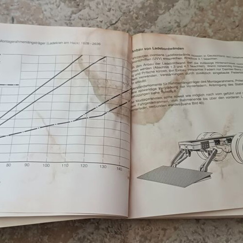 Mercedes 1982 service and manual books used, truck