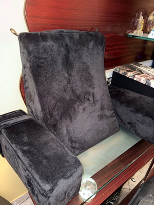 Back support pillow with armrests like new, velvet look