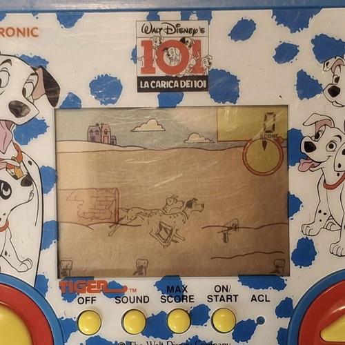 Tiger Electronics Disney 101 Dalmatians LCD Handheld Game used, 1990 vintage