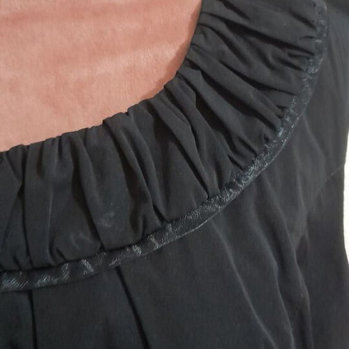 VS black sleeveless dress with round neckline and pleats, size 50