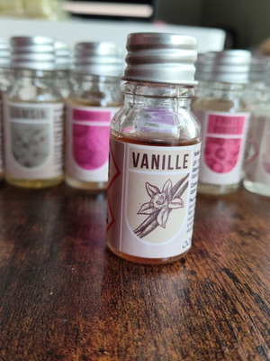 Aromatic oil with vanilla scent 10ml new