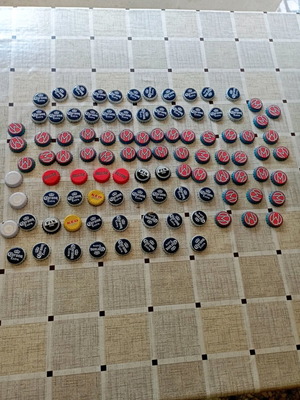 Beer caps like new, pack of 90, assorted