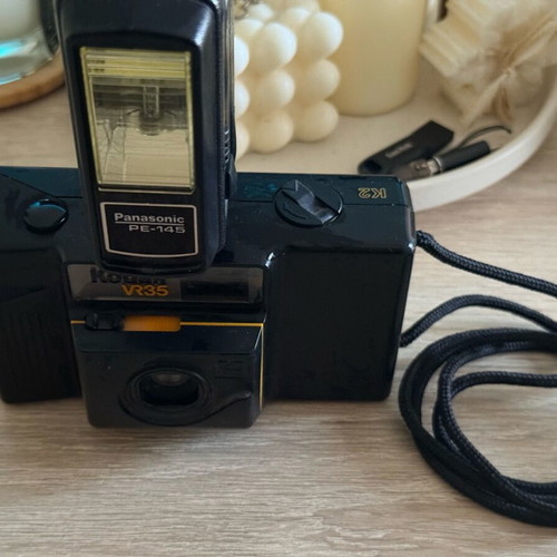 Kodak VR35 35mm with Panasonic PE-145S flash used
