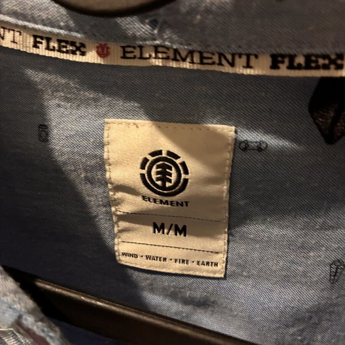 Element skate styled shirt like new, medium, light blue