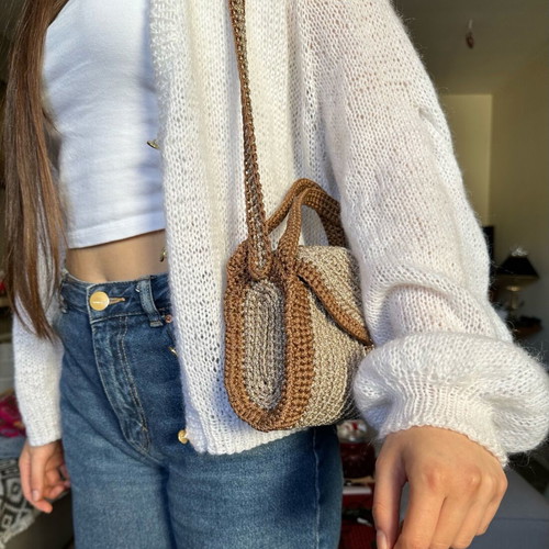 Handmade hand and shoulder bag made to order, beige and gold