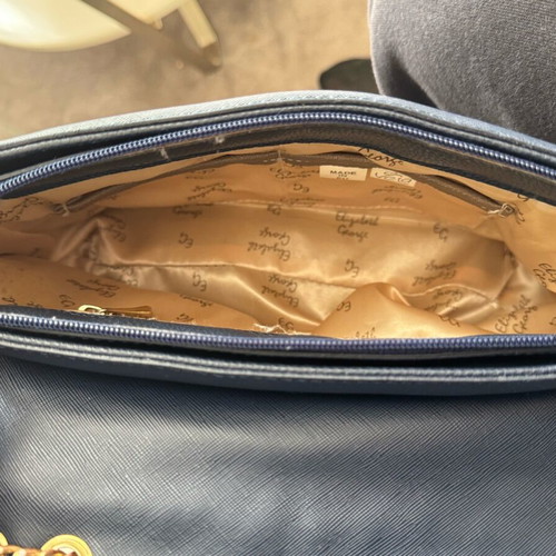 Elizabeth George shoulder bag like new, blue