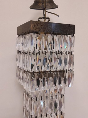 Μονοφωτο μεταλλικό με κρύσταλλα χρώματος χρυσό αντικέ