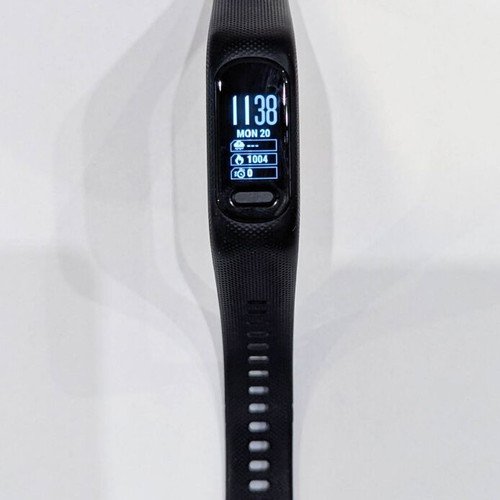 Garmin Vivosmart 5 S/M activity tracker smart band used, black