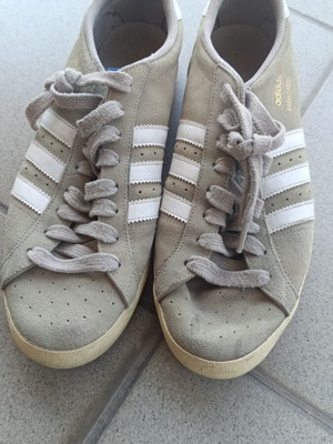 Adidas Basketball Prof μεταχειρισμένα, μπεζ με φθορά στη φτέρνα