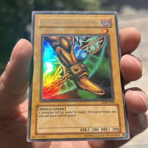 Yugioh Lob Left Leg Of The Forbidden One card like new