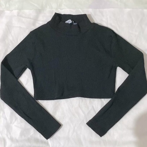 Black blouse size S like new with thick rib fabric